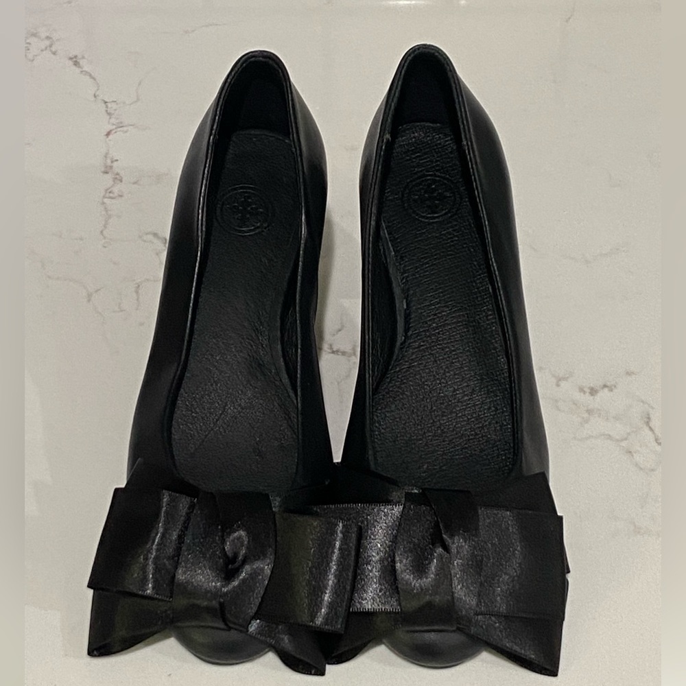 Charleston Shoe Co. Charlotte Black Satin Bow Leather Flats Size 6 New - Picture 12 of 14
